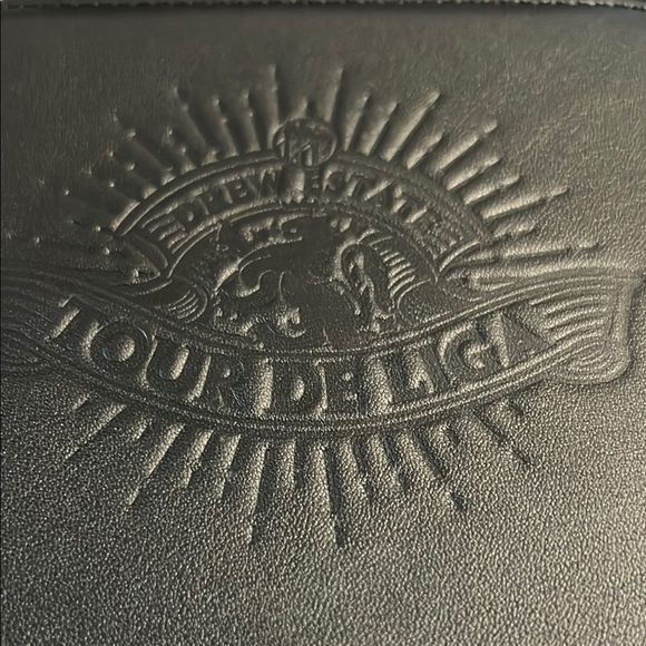 Drew Estate Tour de Liga Cigar Case - Picture 2 of 8